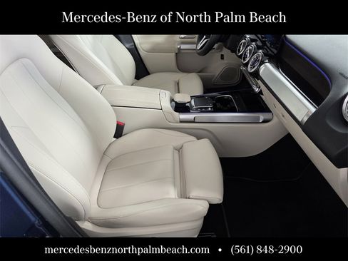 Used 2023 Mercedes-Benz GLB 250 image 27
