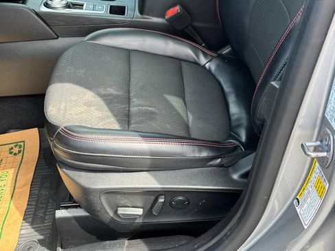 Used 2023 Ford Escape ST-Line w/ Tech Pack #1 AWD/4WD image 24