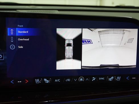 New 2026 Chevrolet Traverse RS w/ LPO, Floor Liner Package image 34