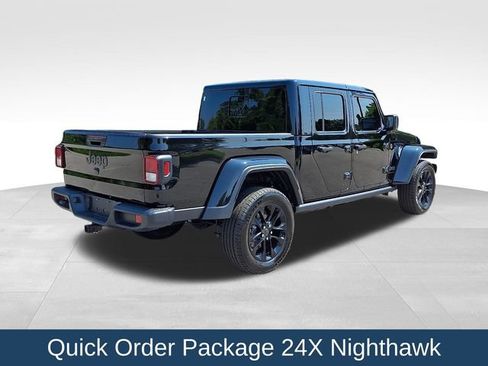 Used 2024 Jeep Gladiator Sport AWD/4WD image 7