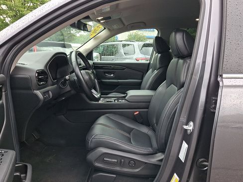 Used 2024 Honda Pilot EX-L image 13