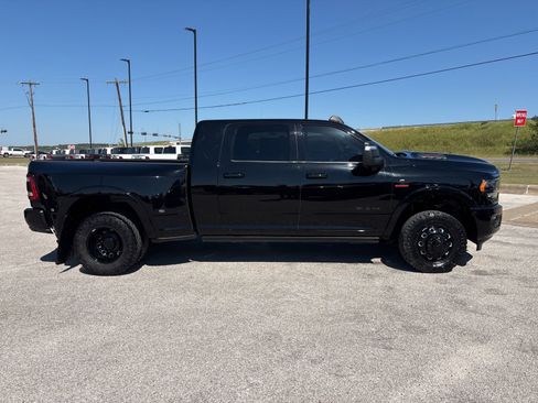 Used 2024 RAM 3500 Limited image 6