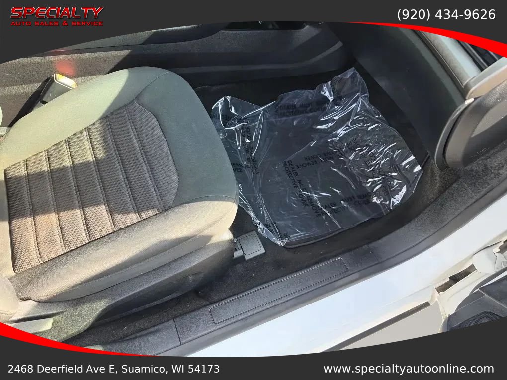 Used 2020 Ford Fusion SE FWD image 30