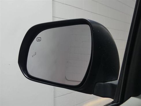 Used 2018 Toyota Sienna XLE Premium w/ Cargo Management Package image 14