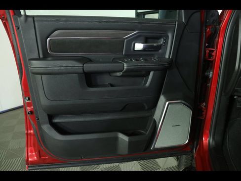 New 2026 RAM 2500 Laramie AWD/4WD image 26