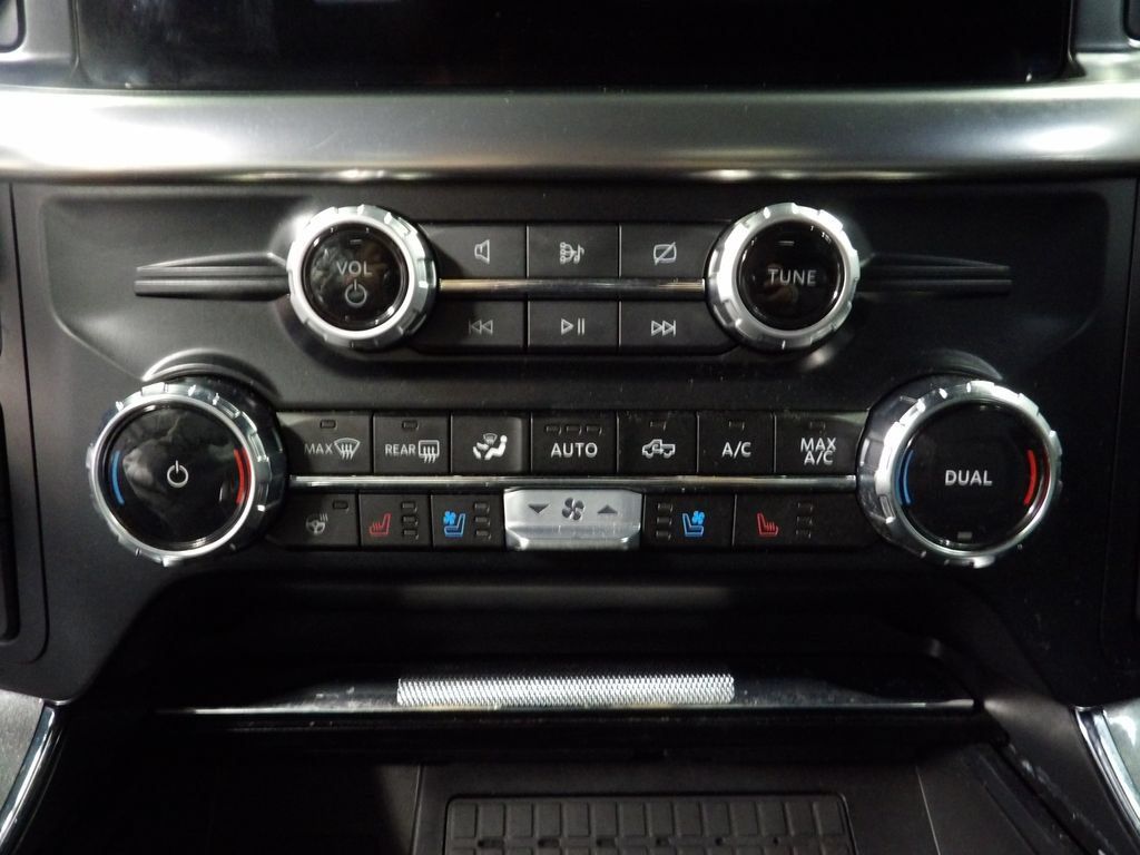 Used 2023 Ford F150 Lariat w/ Equipment Group 502A High AWD/4WD image 51
