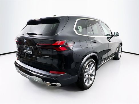 New 2026 BMW X5 xDrive50e w/ Climate Comfort Package image 7