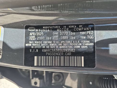 Used 2025 Hyundai Venue SEL FWD image 35