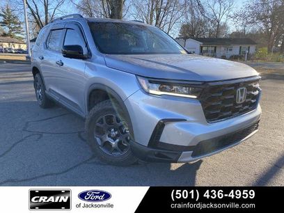 Used 2025 Honda Pilot TrailSport