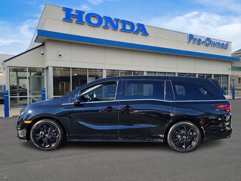 Used 2023 Honda Odyssey Sport image 7