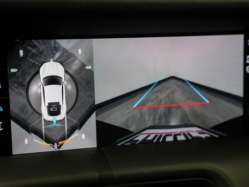 Used 2022 Porsche Taycan Turbo S image 25