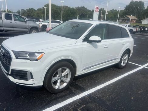 Used 2021 Audi Q7 3.0T Premium w/ Convenience Package AWD/4WD image 2