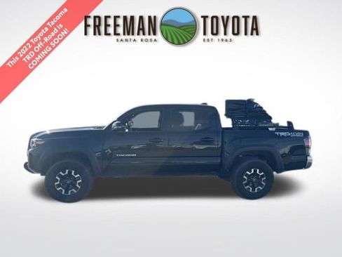 Used 2022 Toyota Tacoma TRD Off-Road w/ TRD Premium Off Road Package image 1