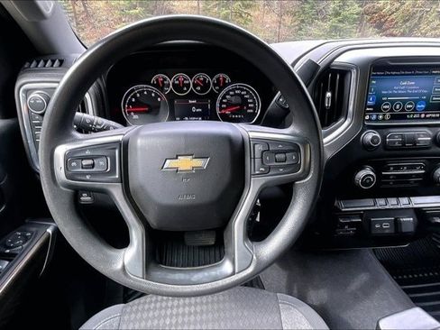 Used 2021 Chevrolet Silverado 3500 LT AWD/4WD image 8