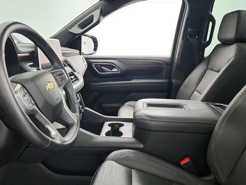 Used 2023 Chevrolet Tahoe LT w/ Luxury Package AWD/4WD image 17