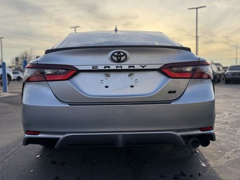 Used 2024 Toyota Camry SE image 7