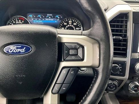 Used 2018 Ford F150 Lariat w/ Equipment Group 502A Luxury AWD/4WD image 17