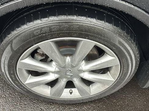 Used 2017 INFINITI QX50 2WD w/ Premium Plus Package image 35