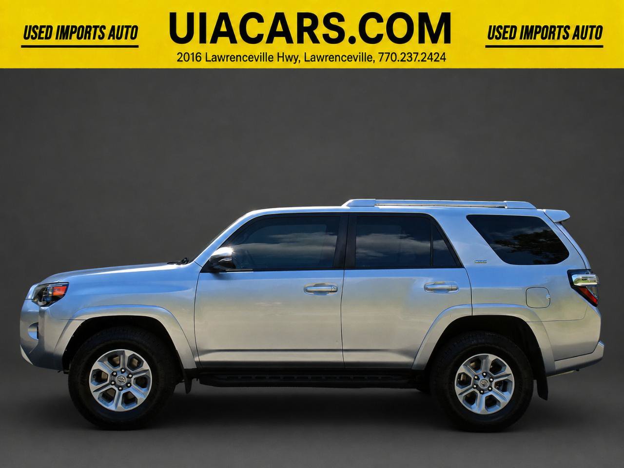 Used 2017 Toyota 4Runner SR5 Premium AWD/4WD image 5
