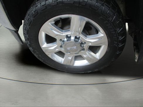 Used 2017 GMC Sierra 2500 SLT AWD/4WD image 82