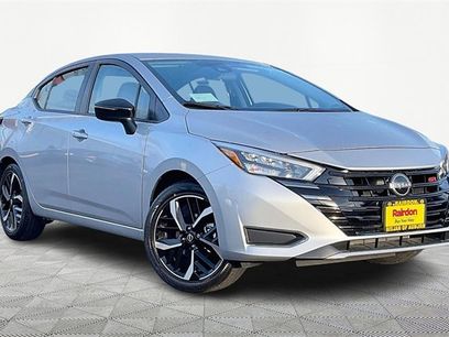 New 2025 Nissan Versa SR w/ Trunk Package