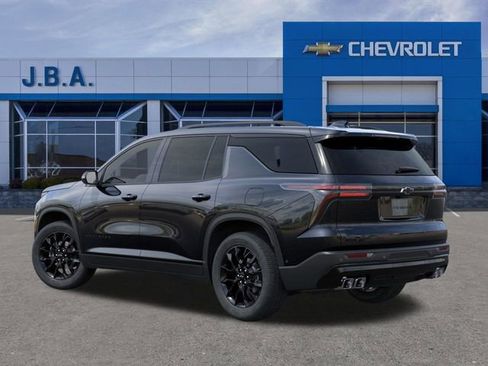 New 2026 Chevrolet Traverse LT image 3