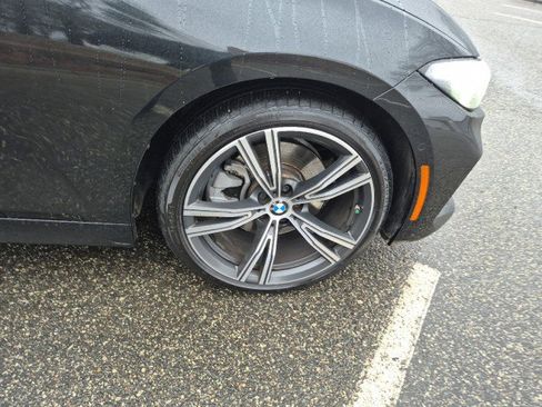 Used 2023 BMW 330i Sedan w/ Premium Package image 13