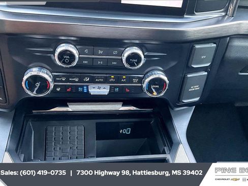 Used 2024 Ford F250 Lariat w/ Chrome Package AWD/4WD image 24