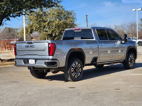 Certified 2024 GMC Sierra 2500 Denali Ultimate AWD/4WD image 5