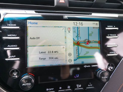 Used 2018 Toyota Camry XLE w/ Driver Assist Package image 34