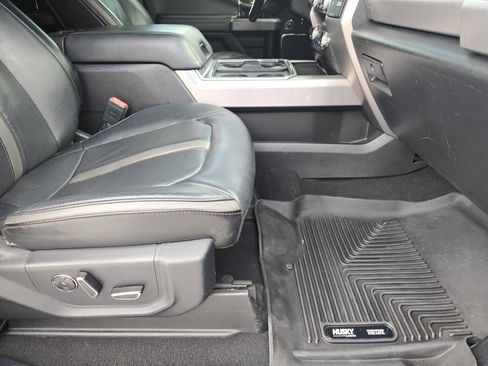 Used 2020 Ford F350 Platinum image 17