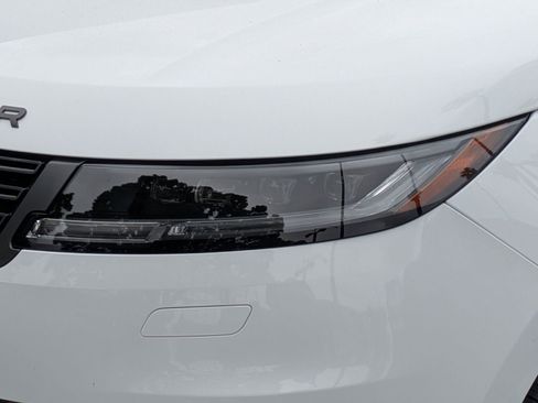 New 2026 Land Rover Range Rover Sport Dynamic SE image 9
