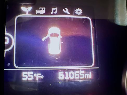 Used 2016 Kia Soul EV + image 34