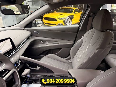Used 2024 Hyundai Elantra SEL FWD image 24