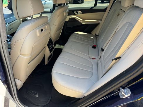 Used 2020 BMW X5 xDrive40i w/ M Sport Package AWD/4WD image 29