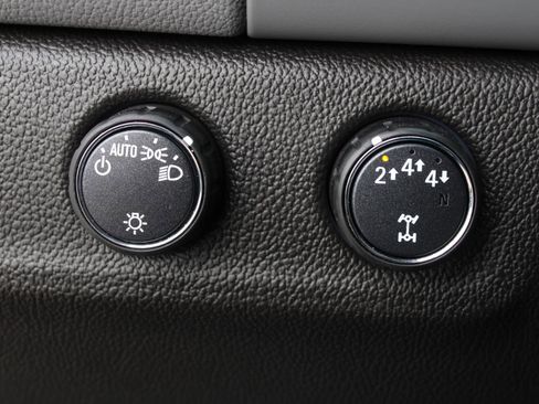 Used 2021 Chevrolet Colorado W/T w/ WT Convenience Package image 10