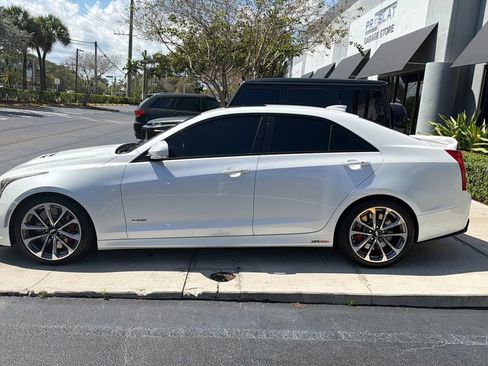 Used 2016 Cadillac ATS V w/ Luxury Package RWD image 8