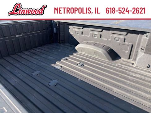 Used 2024 GMC Sierra 2500 AT4 w/ AT4 Premium Plus Package AWD/4WD image 16