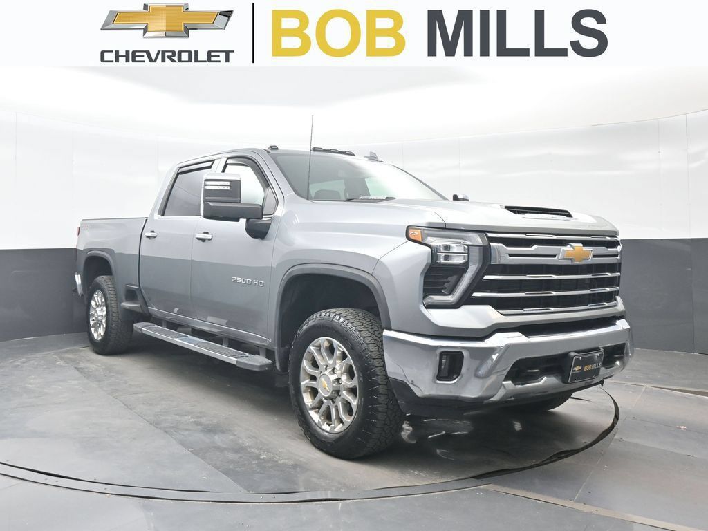 Used 2024 Chevrolet Silverado 2500 LTZ AWD/4WD image 1