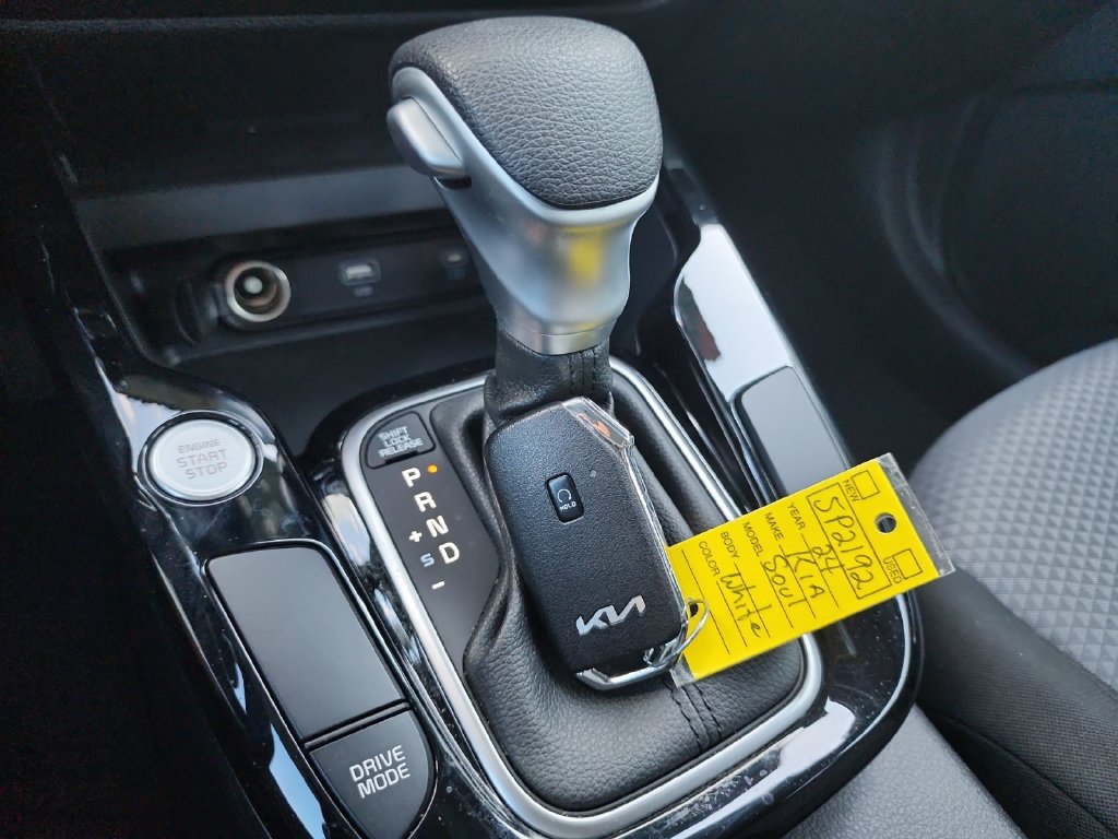 Certified 2024 Kia Soul S FWD image 25
