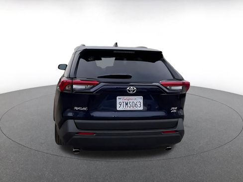 Used 2025 Toyota RAV4 XLE image 12