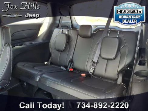 Certified 2026 Chrysler Pacifica Select FWD image 11