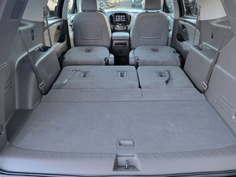 Used 2021 Chevrolet Traverse LT w/ LPO, Blackout Package image 50