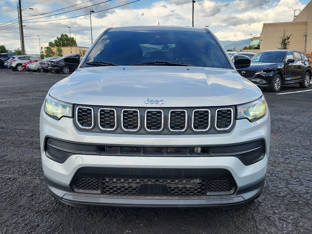 Used 2025 Jeep Compass Sport AWD/4WD image 8
