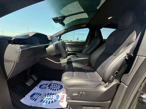 Used 2022 Tesla Model X Plaid image 28