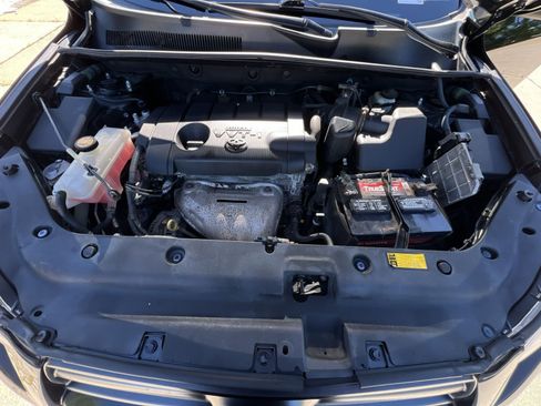 Used 2012 Toyota RAV4 4WD w/ Value Pkg image 42