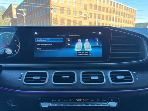 Used 2022 Mercedes-Benz GLS 450 GLS 450 image 36