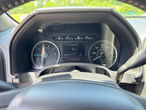 Used 2018 Ford F150 XLT w/ Equipment Group 302A Luxury AWD/4WD image 17
