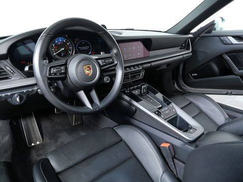 Certified 2022 Porsche 911 Carrera 4S image 5