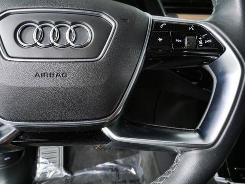 Used 2024 Audi Q8 e-tron Premium Plus AWD/4WD image 30